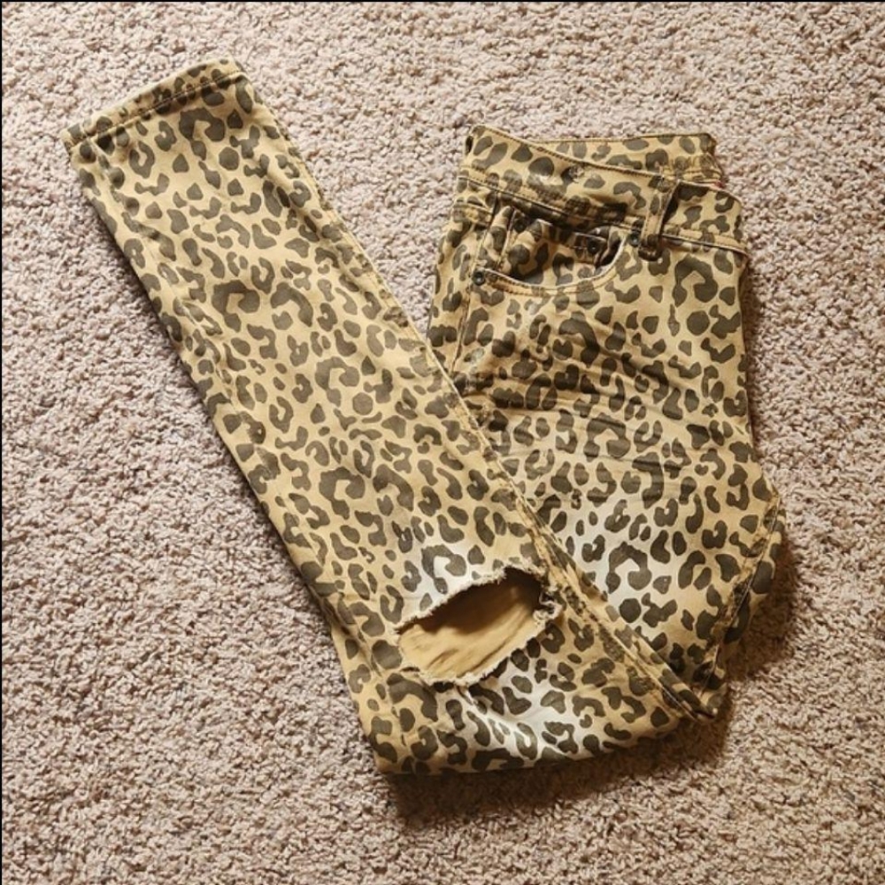 Leopard Print Jeans,11